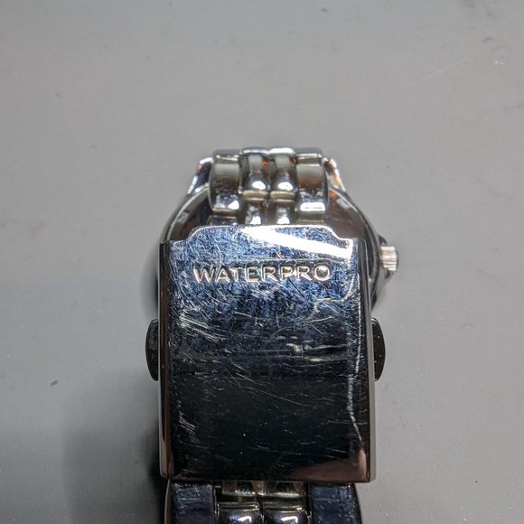 Guess Ladies Watch - Picture 3 of 4